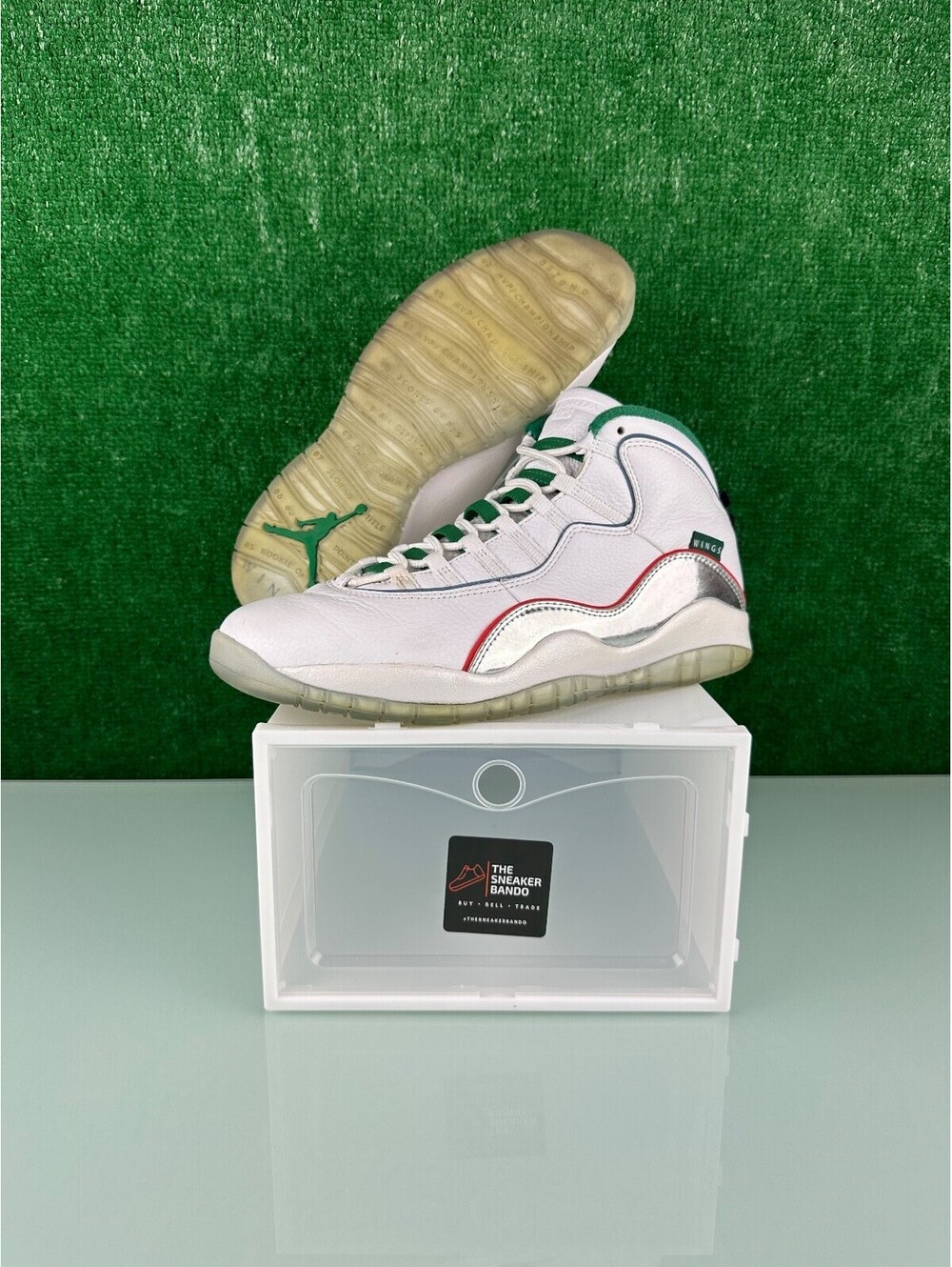 Size 11 - Air Jordan 10 Retro Wings CLEAN!
